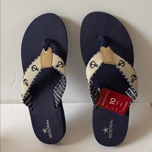 New Merona Flip Flops Women Size 10